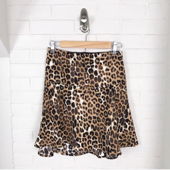 Express NWT Animal Print Peplum Mini Skirt - Picture 1 of 8